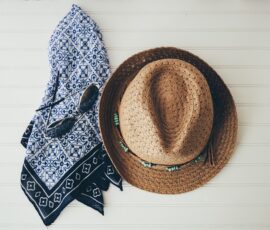 Le foulard en soie : l’accessoire mode incontournable pour relever votre style